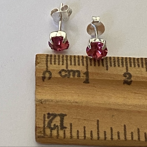 Unisex earrings 5mm 925 silver pink cz cubic zirconia stunning - Picture 3 of 4